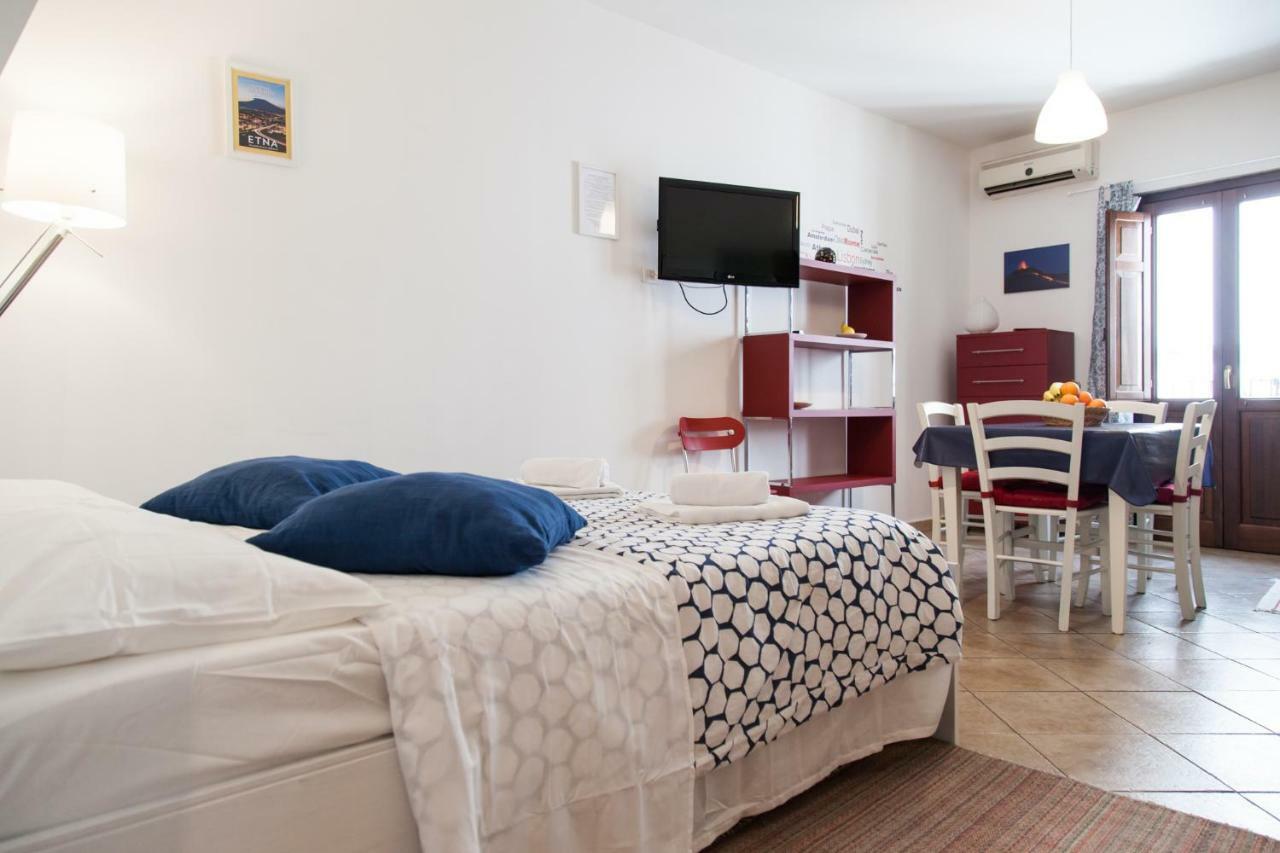 Monolocale Il Tindaro Apartment Catania Exterior foto